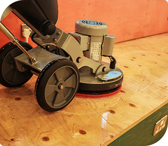 floor-scrubbing-machine-d Professional floor scrubbing machine cleaning wooden floor surface