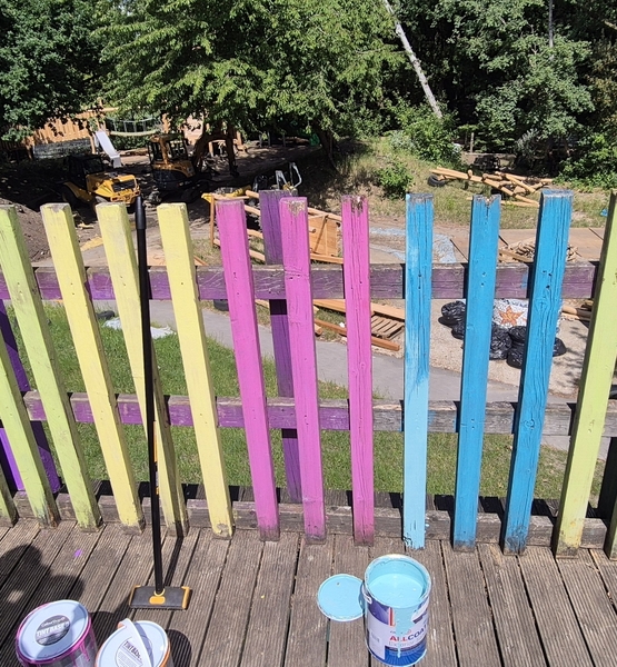 colourful-railings-repainting Freshly repainted colourful railings